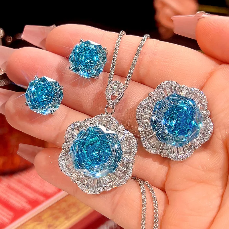 Earrings - Bijoux pour femmes, boucles d'oreilles, collier