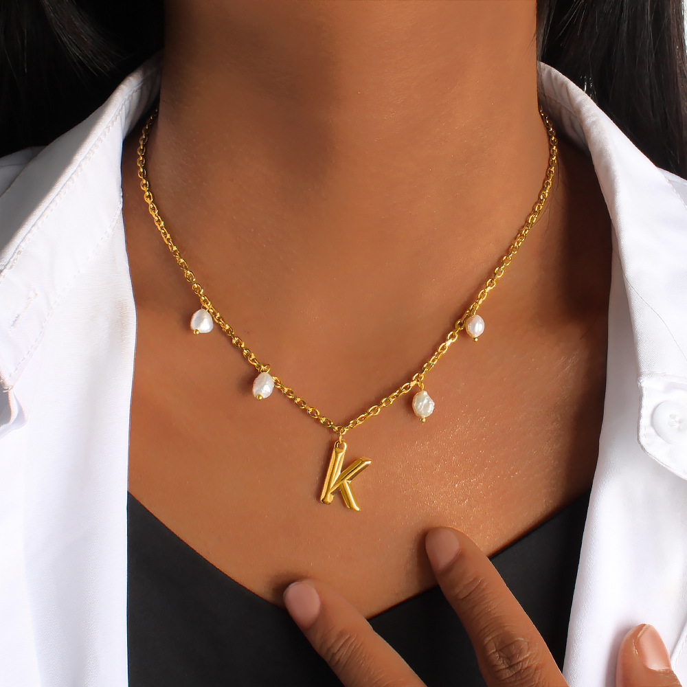 Collier avec pendentif en form - Initial Letter Necklace 18K Gold avis et prix