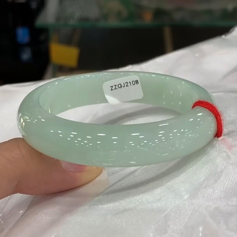 Bracelet en jade de couleur un - Bracelets avis et prix