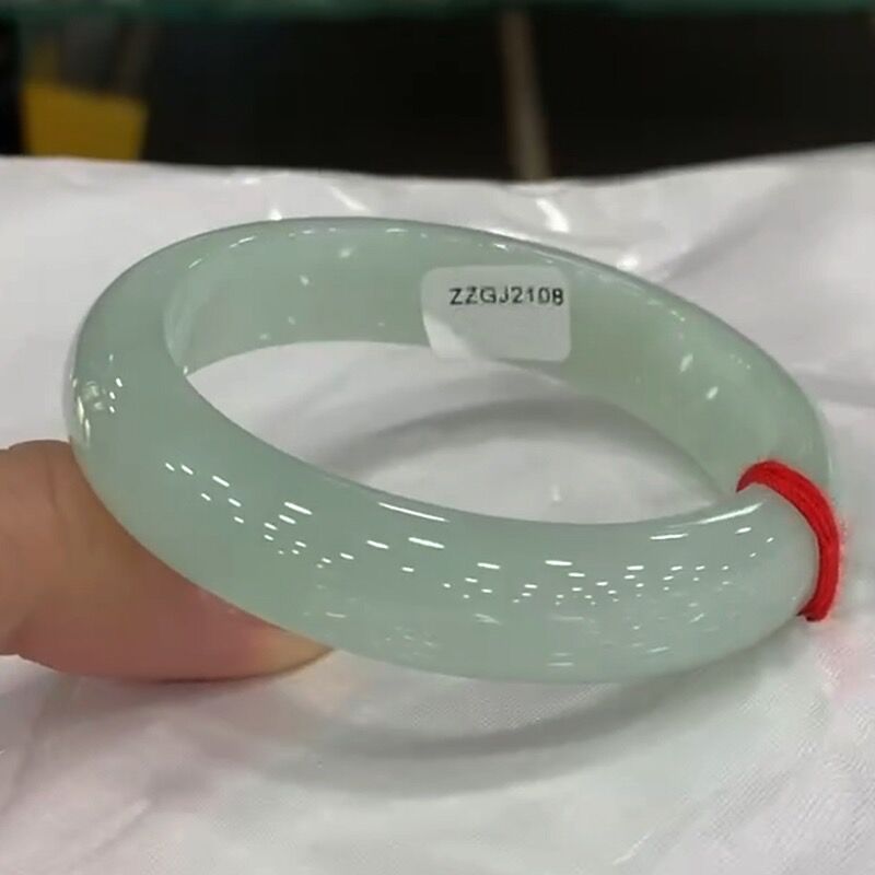 Bracelet en jade de couleur un - Bracelets avis et prix