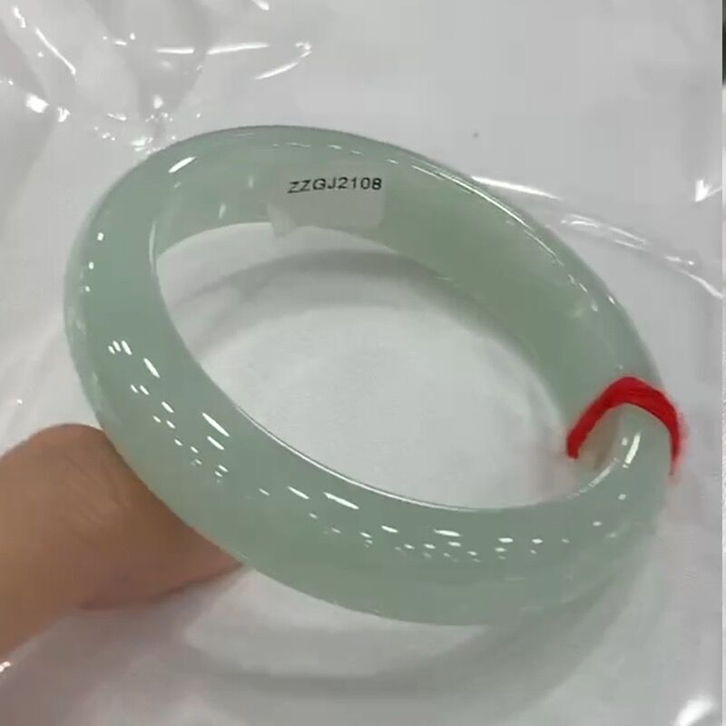 Bracelet en jade de couleur un - Bracelets avis et prix