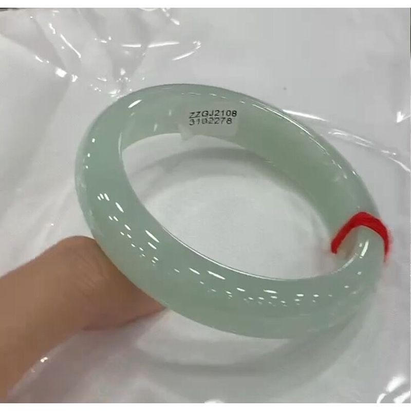 Bracelet en jade de couleur un - Bracelets avis et prix
