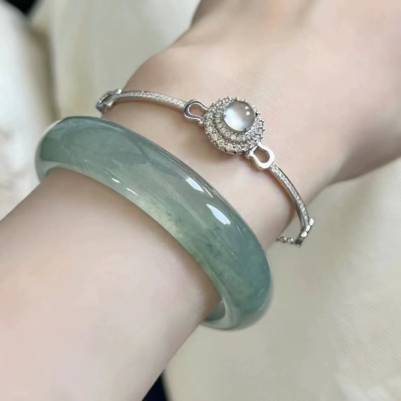 bracelet à motifs floraux en j - Bracelets avis et prix