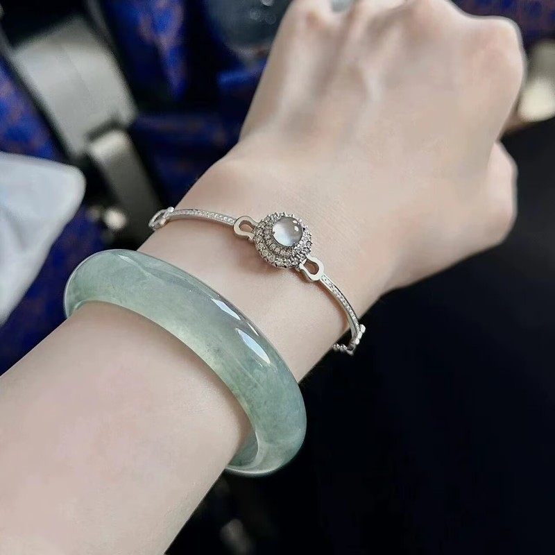 bracelet à motifs floraux en j - Bracelets avis et prix